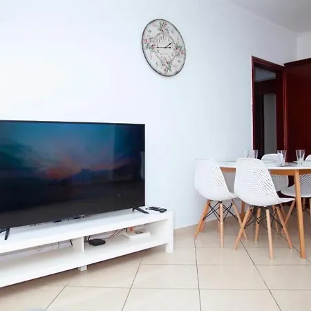 3 Bedrooms, Ground Floor, Quiet Heart Of Downtown פאפוס