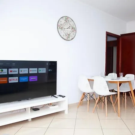 3 Bedrooms, Ground Floor, Quiet Heart Of Downtown פאפוס